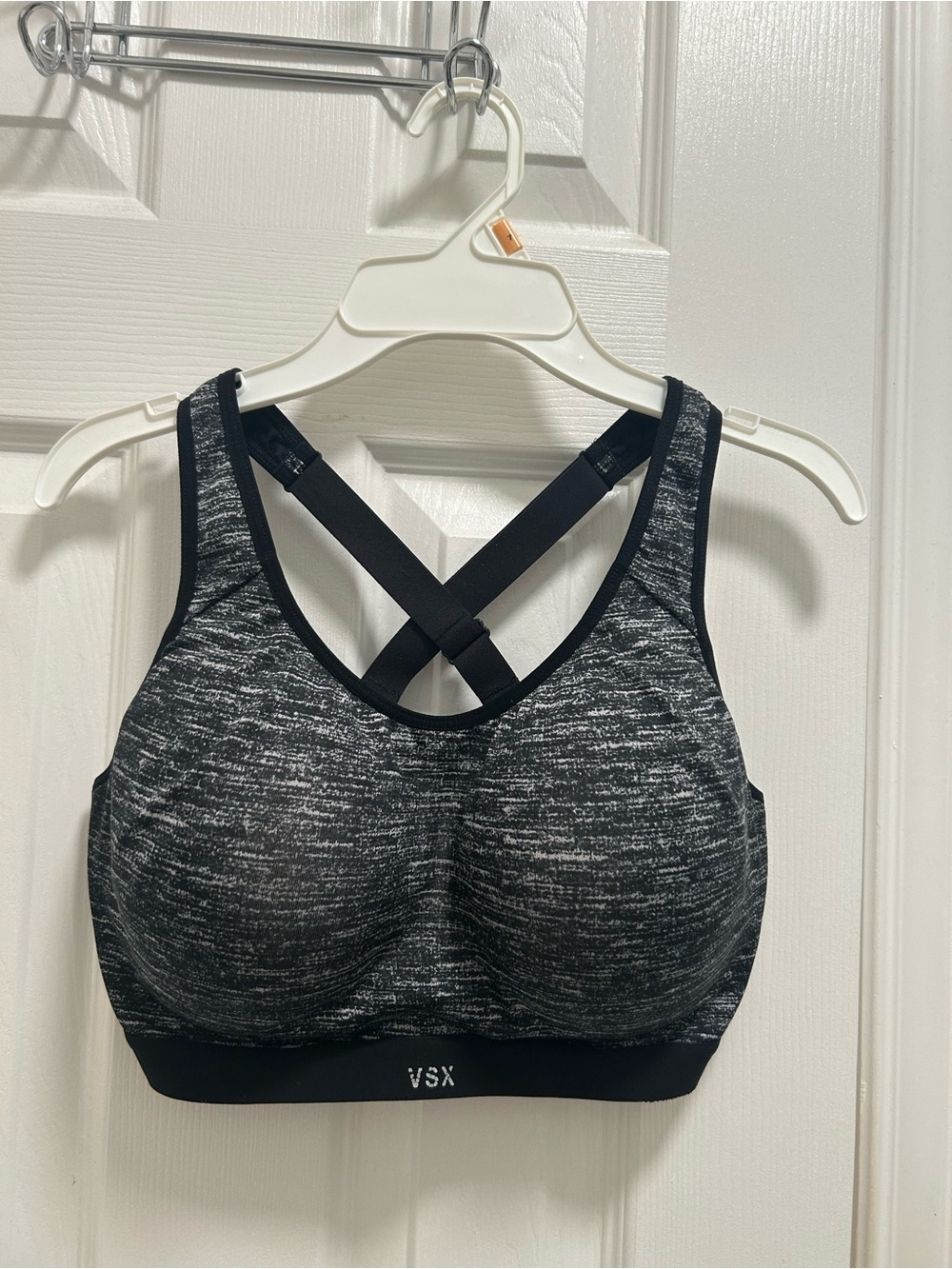VSX Black & Heather Gray Space-Dye Sports Bra with Crisscross Back 34dd
